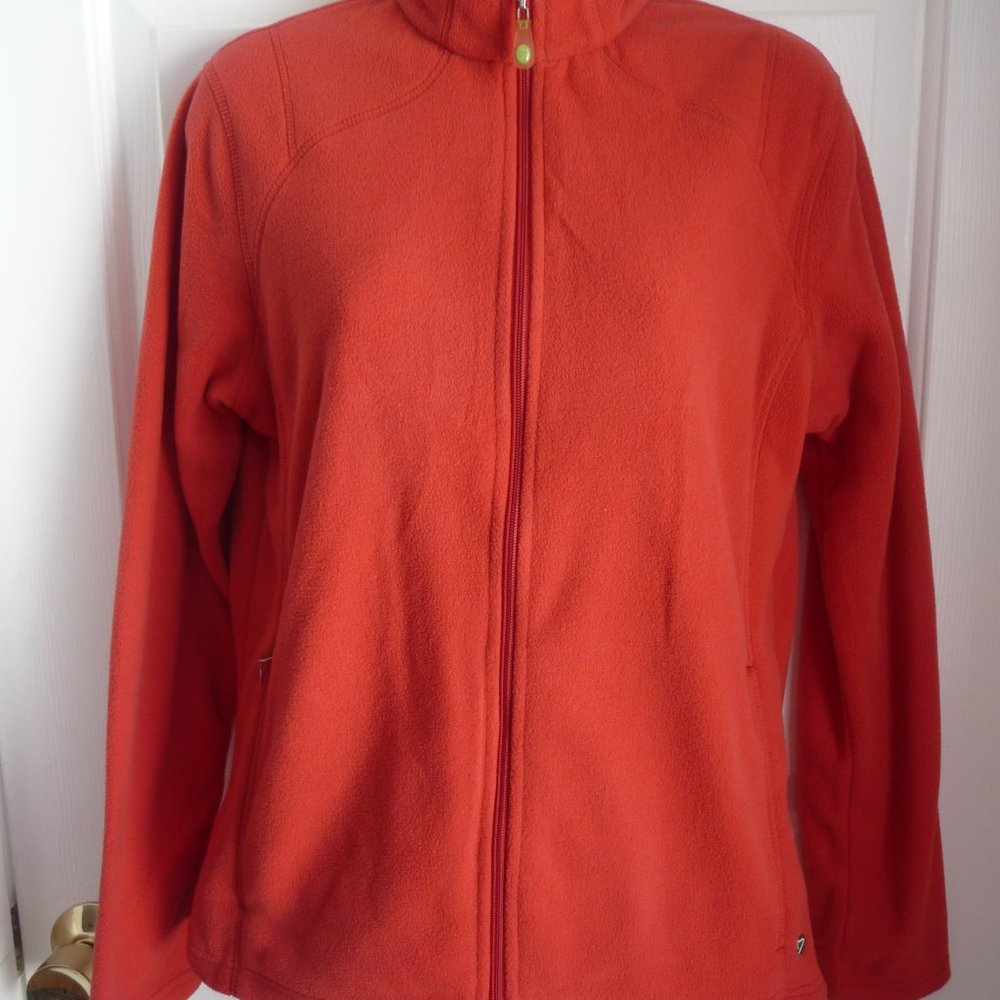 DAKINI NWT Jacket M Red Super Soft Fleece Full Zip Front Long Sleeves Casual